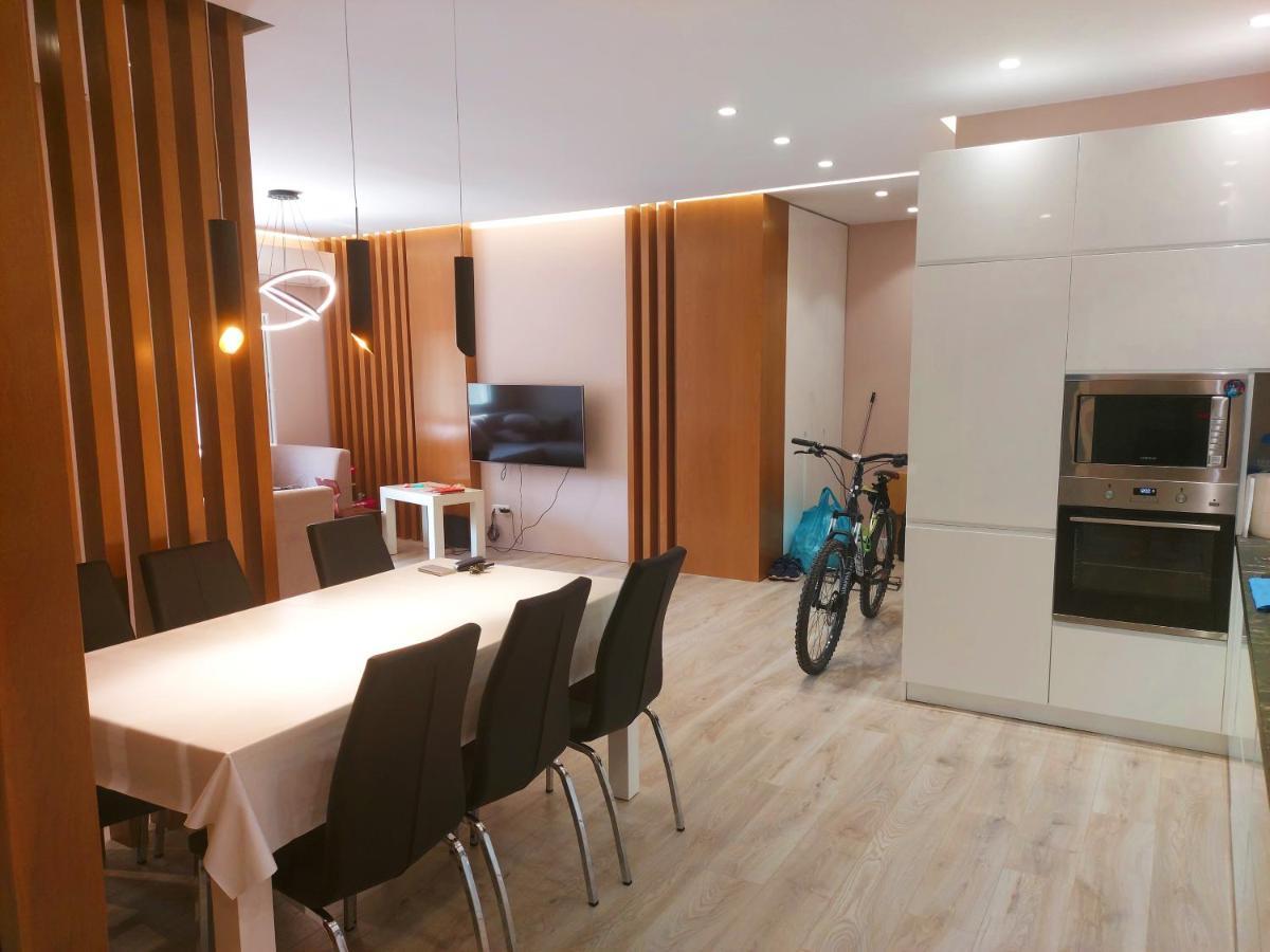 Luxurious Double Bedroom Suite Tiranë Ngoại thất bức ảnh